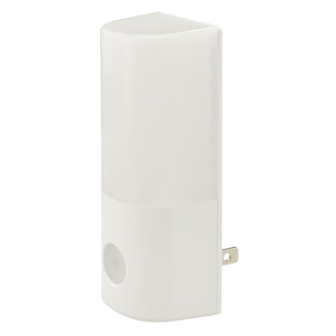 LEDナイトライト(明暗センサー/昼白色/65 lm/点灯保持10秒/コンセント差込式/ホワイト)_06-5154_NIT-ALA6MCL2-WN_OHM(オーム電機)