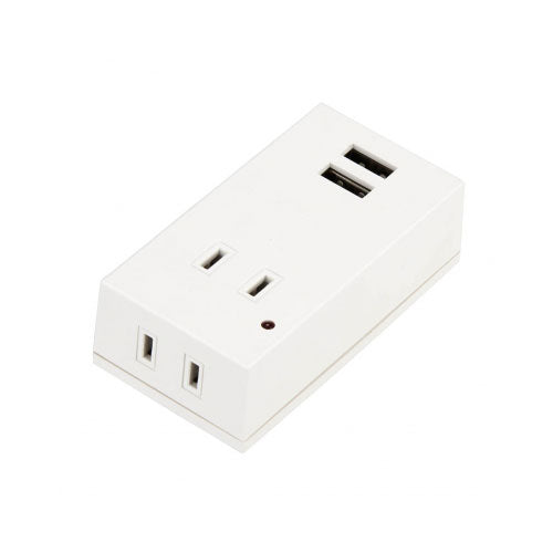 雷ガード付フロントタップ型2AC+2USB2.1Aホワイト_Y02FSK400WH2U_YAZAWA(ヤザワコーポレーション)