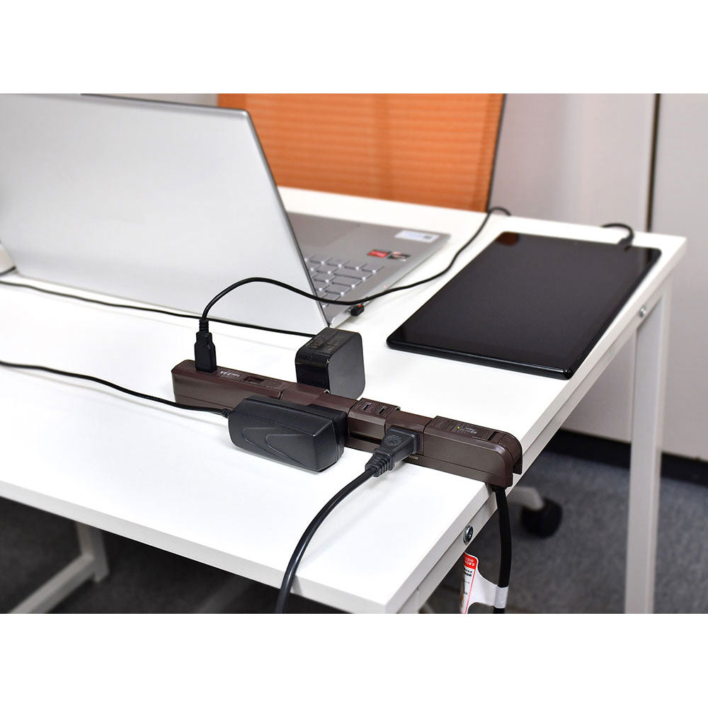 4P2mスリム回転USBタップ_WBS-SL402USB-WD_ELPA(エルパ・朝日電器)