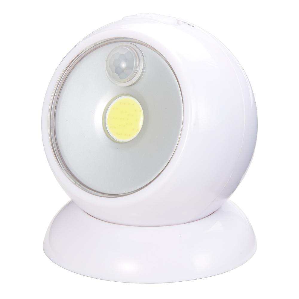 ボールセンサーライト 乾電池式 白色LED 人感・明暗センサー付_NBSMN45WH_YAZAWA(ヤザワコーポレーション)