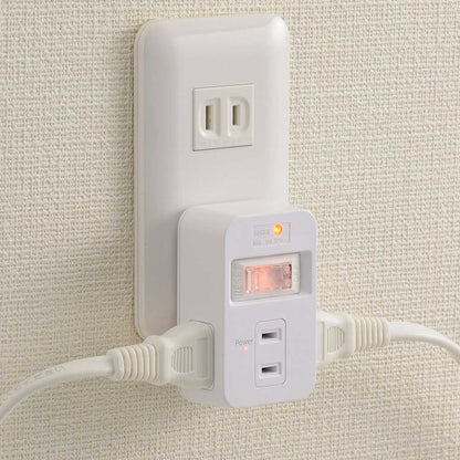 発煙ガードタップ（スイッチ付/3個口/雷ガード/ホワイト）_00-2601_HS-A3BH-W_OHM（オーム電機）