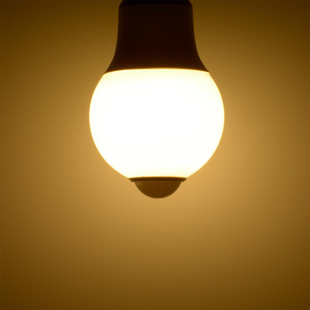 LED電球（40形相当/人感明暗センサー付/E26/5.1W/電球色/610 lm）_06-4785_LDA5L-G R52_OHM（オーム電機）