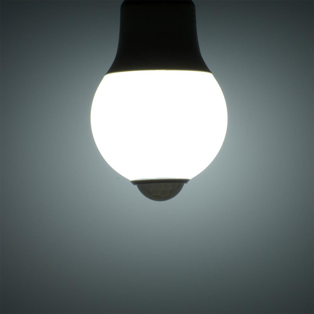 LED電球（40形相当/人感明暗センサー付/E26/5.1W/昼光色/630 lm）_06-4786_LDA5D-G R52_OHM（オーム電機）
