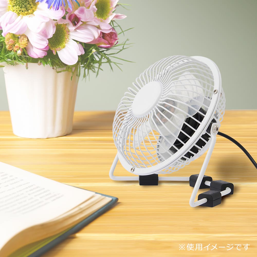 マグネットファン（USB電源/4枚羽根/風向調整/2W/コード長1.1m/ホワイト）_08-1612_KIS-U10TPMM-W_OHM（オーム電機）